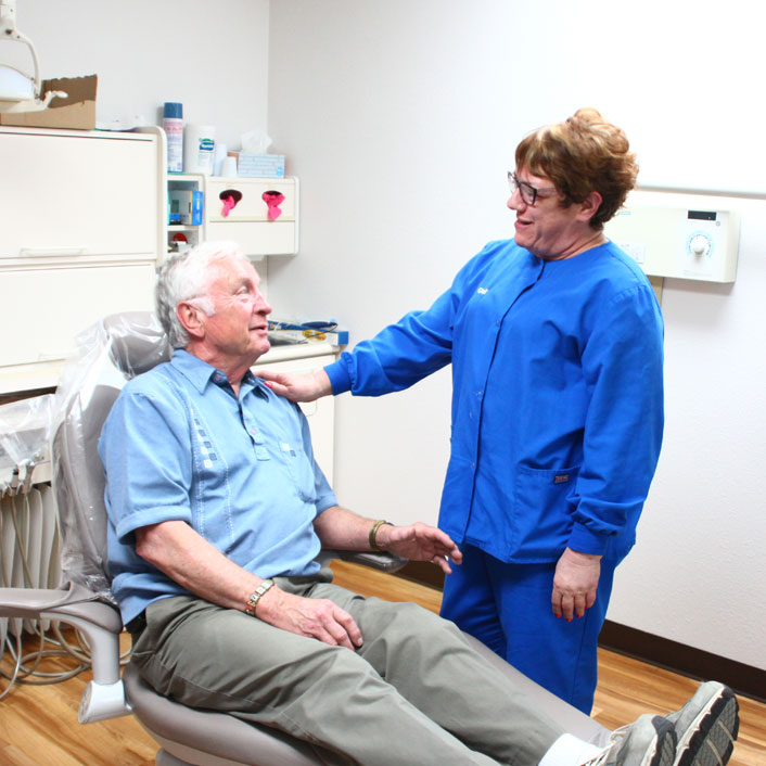 Le Center Dental Clinic 101 South Park Avenue Le Center, MN 56057 Home